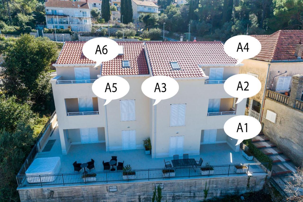 Apartments Rilovic, City And Sea View Apartments Кавтат Екстериор снимка