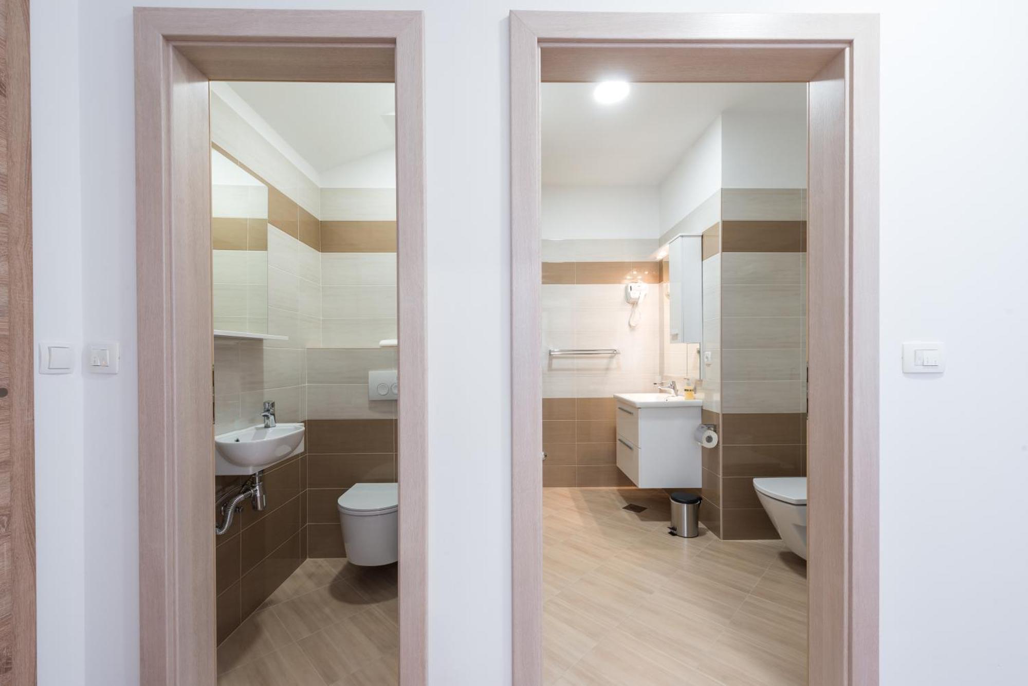Apartments Rilovic, City And Sea View Apartments Кавтат Стая снимка