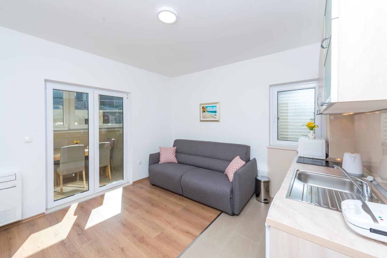 Apartments Rilovic, City And Sea View Apartments Кавтат Екстериор снимка