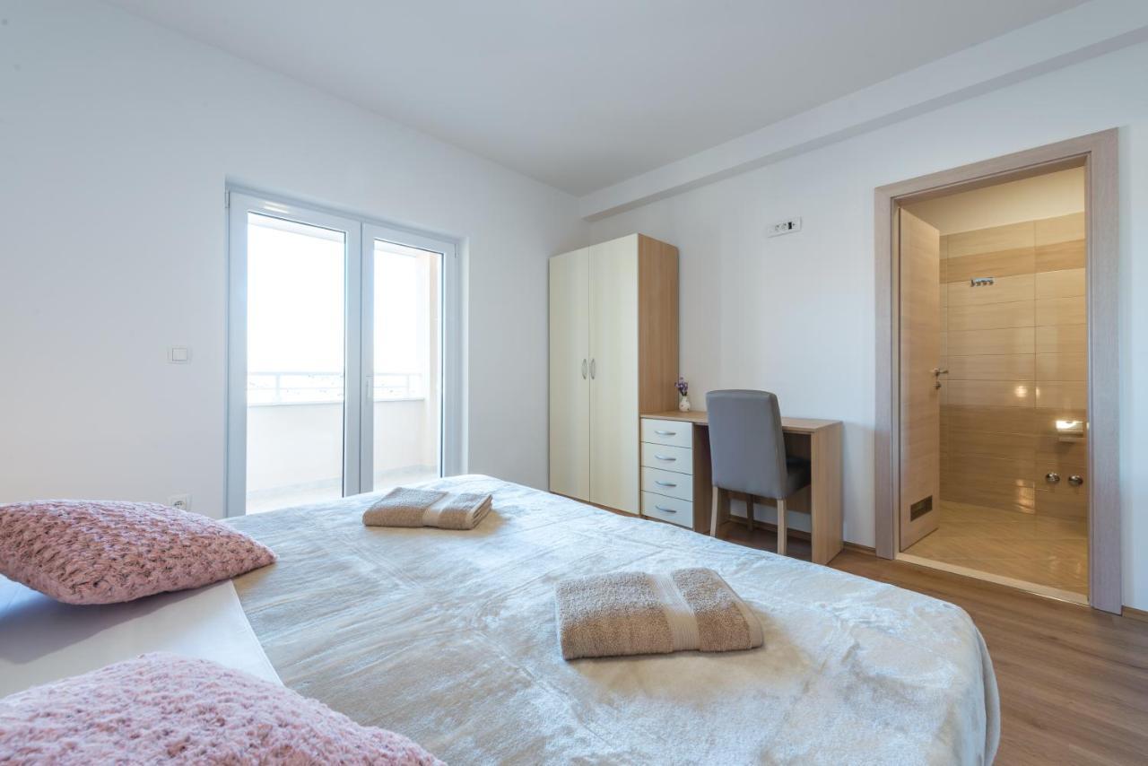 Apartments Rilovic, City And Sea View Apartments Кавтат Екстериор снимка